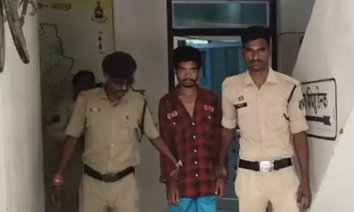 बुआ को डायन की नजर से देखता था भतीजा, टांगी मारकर किया मर्डर
