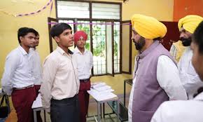 Punjab के मुख्यमंत्री मान ने राज्य के युवाओं को नौकरी देने वाला बनाने का संकल्प लिया