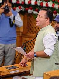J&K CM,और स्पीकर ने पूर्व विधायक की मौत की रिपोर्ट न देने पर कुपवाड़ा प्रशासन की आलोचना की