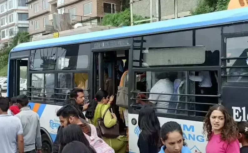 Shimla: HRTC ने भाई दूज पर महिलाओं को दी मुफ्त यात्रा की सुविधा Shimla: HRTC ने भाई दूज पर महिलाओं को दी मुफ्त यात्रा की सुविधा