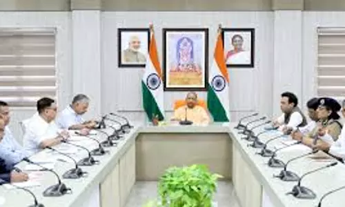 Lucknow: अग्निशमन सेवा को आधुनिक बनाने पर सीएम योगी ने किया जोर