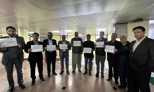 Srinagar NC, कांग्रेस विधायकों ने विधायक मेहराज मलिक की रिहाई मांग की