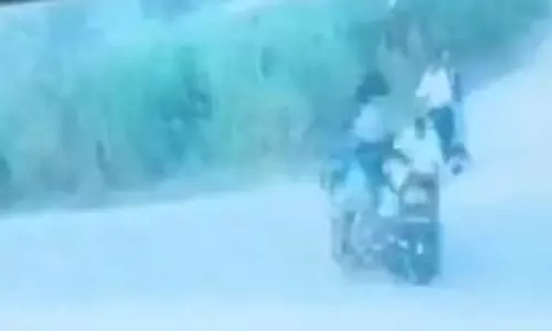 बाइकों की भिड़ंत Video वायरल, एक युवक की मौत
