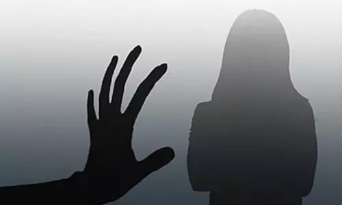 Kolkata अस्पताल में नाबालिग से छेड़छाड़, स्वास्थ्य विभाग ने मांगी रिपोर्ट