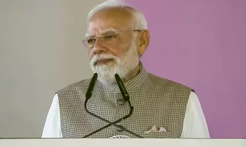 Andhra bus fire: PM Modi ने जताया दुख, पीड़ितों के लिए अनुग्रह राशि की घोषणा Andhra bus fire: PM Modi ने जताया दुख, पीड़ितों के लिए अनुग्रह राशि की घोषणा