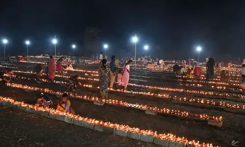 Kolar : नरसिंहस्वामी लक्ष्मीदीपोत्सव 25 को Kolar : नरसिंहस्वामी लक्ष्मीदीपोत्सव 25 को