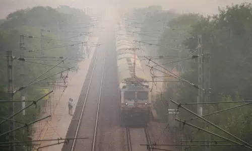 गुरुग्राम फरीदाबाद में खराब AQI के कारण हवा के लिए हाहाकार