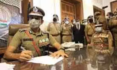 Tamil Nadu-केंद्र में शीर्ष पुलिस चौकी को लेकर विवाद तेज Tamil Nadu-केंद्र में शीर्ष पुलिस चौकी को लेकर विवाद तेज