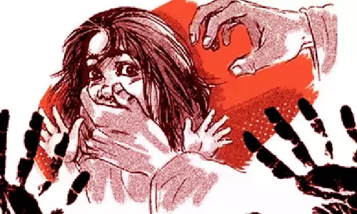 Kolaghat: 5 साल की बच्ची से बलात्कार के आरोप में 14 साल का लड़का गिरफ्तार Kolaghat: 5 साल की बच्ची से बलात्कार के आरोप में 14 साल का लड़का गिरफ्तार