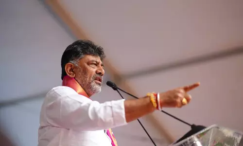 Karnataka Deputy CM ने आंध्र बस हादसे की उच्चस्तरीय जांच की मांग की