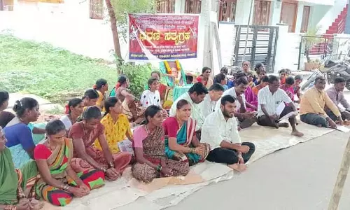 Karnataka : सर्वे में छूट गई देवदासी महिलाओं पर विचार करने की मांग