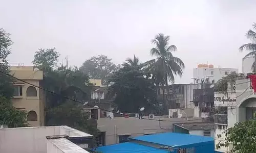 Tamil Nadu: अगले 3 घंटों में चेन्नई समेत 21 जिलों में बारिश होगी Tamil Nadu: अगले 3 घंटों में चेन्नई समेत 21 जिलों में बारिश होगी