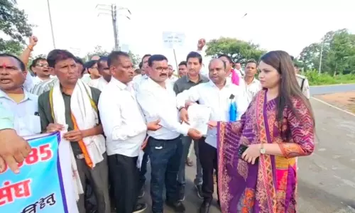 सहकारी समिति कर्मचारी संघ का धरना प्रदर्शन, दी ये चेतावनी सहकारी समिति कर्मचारी संघ का धरना प्रदर्शन, दी ये चेतावनी