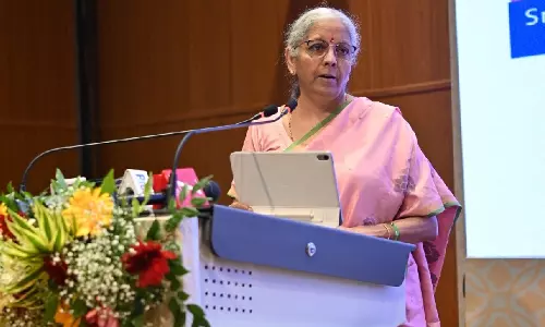 GST दरों में कटौती से त्योहारी बिक्री बढ़ी, सकारात्मक बाजार धारणा परिलक्षित: सीतारमण