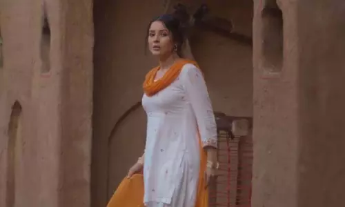 Shehnaaz Gill ने फिल्म इक्क कुड़ी में फैंस को किया चौंकाने वाला प्रदर्शन Shehnaaz Gill ने फिल्म इक्क कुड़ी में फैंस को किया चौंकाने वाला प्रदर्शन