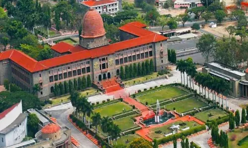 NDA में एक झील में तैरते समय अचानक रुक जाने से 18 वर्षीय युवक की मौत हो गई NDA में एक झील में तैरते समय अचानक रुक जाने से 18 वर्षीय युवक की मौत हो गई