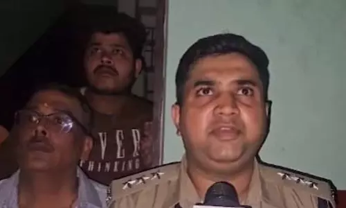 गोदाम में लगी आग, तुरंत पहुंची फायर ब्रिगेड, कोई हताहत नहीं