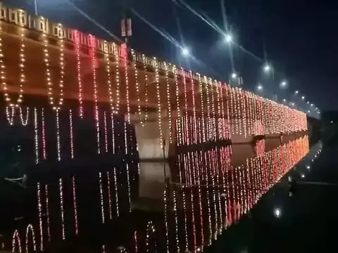 तोरवा में छठ घाट आकर्षक लाइट से चमका तोरवा में छठ घाट आकर्षक लाइट से चमका