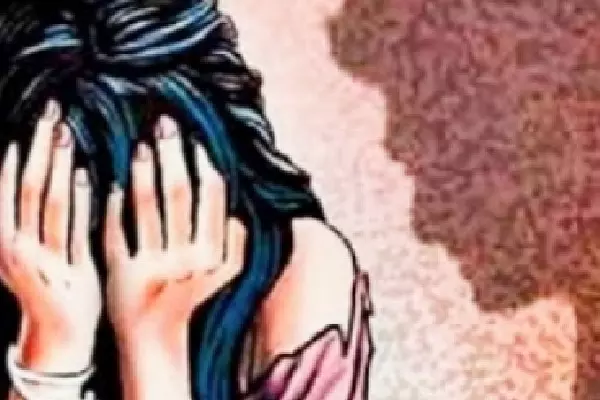 Durgapur सामूहिक बलात्कार: पीड़िता ने पहचान परेड के दौरान मुख्य अपराधी की पहचान की Durgapur सामूहिक बलात्कार: पीड़िता ने पहचान परेड के दौरान मुख्य अपराधी की पहचान की