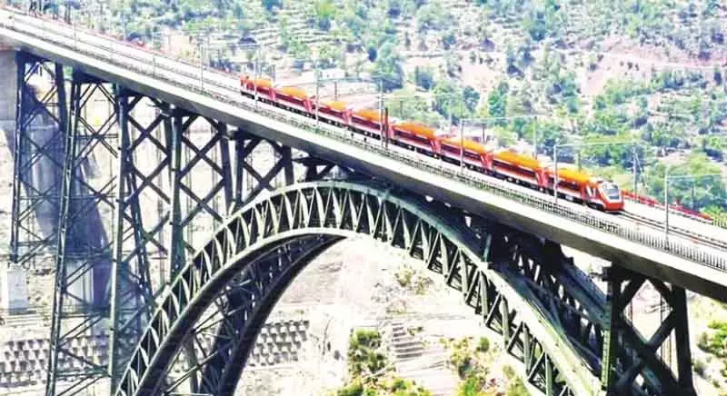 श्रीनगर-कटरा वंदे भारत एक्सप्रेस 29 अक्टूबर से रियासी में रुकेगी श्रीनगर-कटरा वंदे भारत एक्सप्रेस 29 अक्टूबर से रियासी में रुकेगी