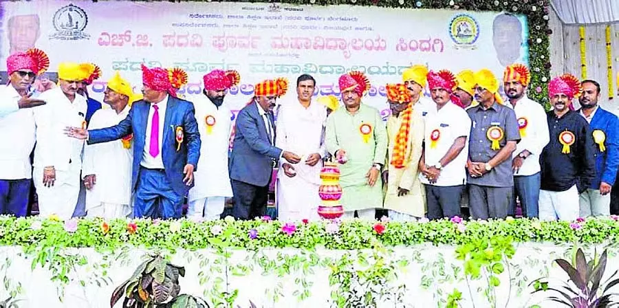 कुश्ती के स्वदेशी खेल को बचाएं और विकसित करें: MLA Managuli कुश्ती के स्वदेशी खेल को बचाएं और विकसित करें: MLA Managuli