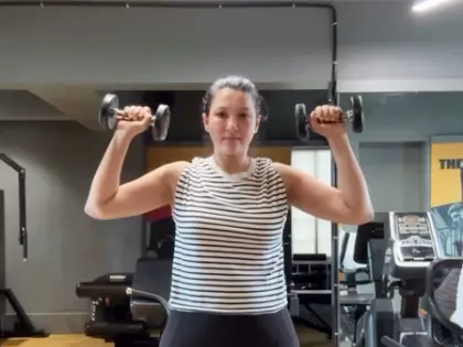 प्रेगनेंसी के बाद फिटनेस मिशन पर Gauahar Khan, खुद को बताया चैंपियन प्रेगनेंसी के बाद फिटनेस मिशन पर Gauahar Khan, खुद को बताया चैंपियन