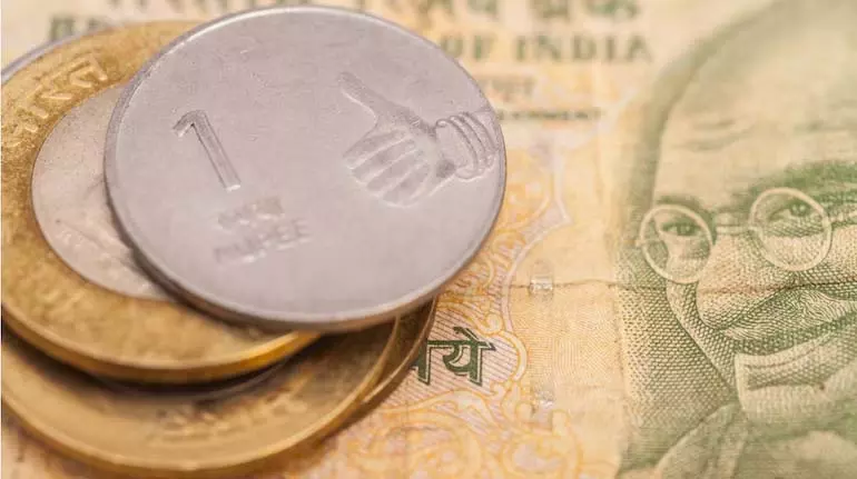 IMF ने भारत की विकास दर का अनुमान बढ़ाकर 6.6% किया, जो चीन के 4.8% से अधिक है IMF ने भारत की विकास दर का अनुमान बढ़ाकर 6.6% किया, जो चीन के 4.8% से अधिक है