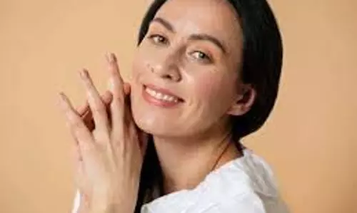 Anti Ageing Tips:  इन आसान टिप्स से 40 की उम्र में 25 जैसी जवां त्वचा पाएं