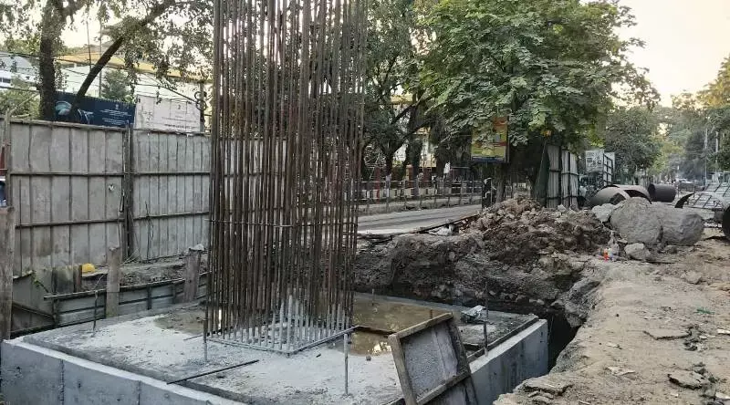 Gauhati HC ने दिघालीपुखुरी फ्लाईओवर के ‘यू-टर्न’ पर असम सरकार से जवाब मांगा Gauhati HC ने दिघालीपुखुरी फ्लाईओवर के ‘यू-टर्न’ पर असम सरकार से जवाब मांगा