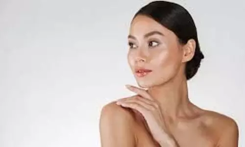 Beauty Tips: ग्लोइंग स्किन के लिए कितने घंटे सोना चाहिए, आयुर्वेद से जानें सही टाइम Beauty Tips: ग्लोइंग स्किन के लिए कितने घंटे सोना चाहिए, आयुर्वेद से जानें सही टाइम
