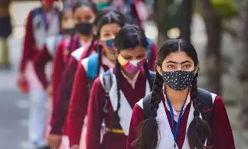 Jammu: कश्मीर में शैक्षणिक टूर पर निकले एसकेसी कॉलेज के छात्र Jammu: कश्मीर में शैक्षणिक टूर पर निकले एसकेसी कॉलेज के छात्र