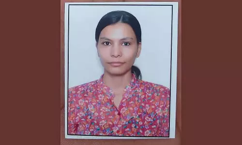 लॉरी ने बाइक को टक्कर मार दी; ट्रक से कुचलकर बैंक कर्मचारी की मौके पर ही मौत हो गई लॉरी ने बाइक को टक्कर मार दी; ट्रक से कुचलकर बैंक कर्मचारी की मौके पर ही मौत हो गई
