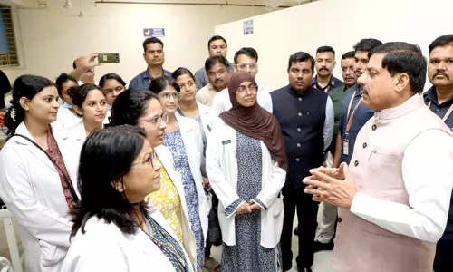 Bhopal: मुख्यमंत्री यादव ने किया हमीदिया हॉस्पिटल का निरीक्षण Bhopal: मुख्यमंत्री यादव ने किया हमीदिया हॉस्पिटल का निरीक्षण