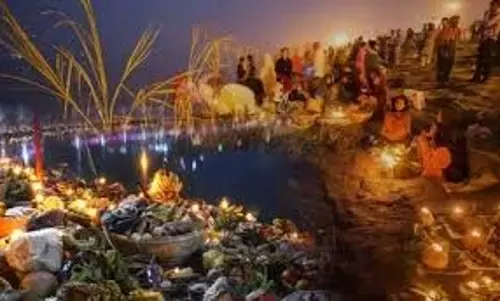 Chhath Puja 2025: जानिए छठ पूजा में सूर्य और छठी मैया की एक साथ पूजा का शास्त्रीय कारण