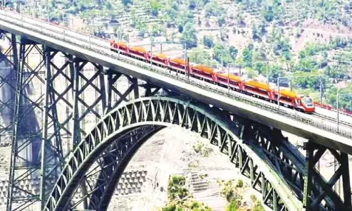 श्रीनगर-कटरा वंदे भारत एक्सप्रेस 29 अक्टूबर से रियासी में रुकेगी