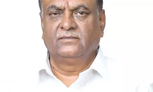 ग्रेजुएट्स वेस्ट निर्वाचन क्षेत्र चुनाव: पांच उम्मीदवार कांग्रेस टिकट की मांग कर रहे है ग्रेजुएट्स वेस्ट निर्वाचन क्षेत्र चुनाव: पांच उम्मीदवार कांग्रेस टिकट की मांग कर रहे है