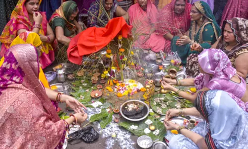 Madhya Pradesh के मुख्यमंत्री ने प्रदेशवासियों को छठ पूजा की बधाई दी