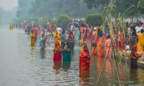 Mumbai: प्राकृतिक तालाबों में छठ पूजा करने की मनपा ने दी इजाजत Mumbai: प्राकृतिक तालाबों में छठ पूजा करने की मनपा ने दी इजाजत