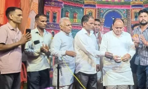 Bareilly: रामलीला मेला शुरू, मंचित होंगी श्रीराम की कथाएं Bareilly: रामलीला मेला शुरू, मंचित होंगी श्रीराम की कथाएं