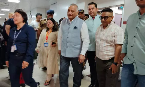 मिजोरम के राज्यपाल वीके सिंह दो दिवसीय दौरे पर Sikkim पहुंचे मिजोरम के राज्यपाल वीके सिंह दो दिवसीय दौरे पर Sikkim पहुंचे