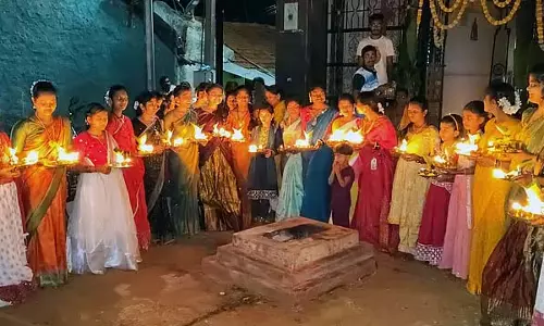 Harpanahalli : विभिन्न तांडों में दिवाली समारोह Harpanahalli : विभिन्न तांडों में दिवाली समारोह