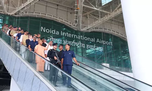 CM योगी आदित्यनाथ ने उद्घाटन से पहले नोएडा हवाई अड्डे का निरीक्षण किया