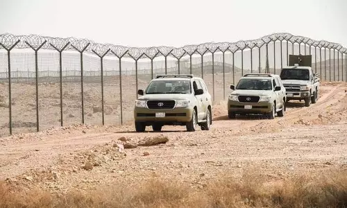 Saudi Arabia में एक हफ़्ते में 22,600 से ज़्यादा लोग रेजिडेंसी और बॉर्डर नियम तोड़ने पर गिरफ्तार Saudi Arabia में एक हफ़्ते में 22,600 से ज़्यादा लोग रेजिडेंसी और बॉर्डर नियम तोड़ने पर गिरफ्तार