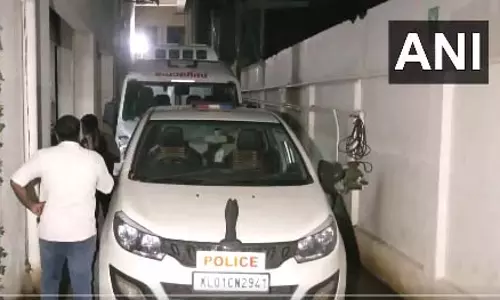 SIT ने सबरीमाला स्वर्ण मामले में CEO से की पूछताछ SIT ने सबरीमाला स्वर्ण मामले में CEO से की पूछताछ