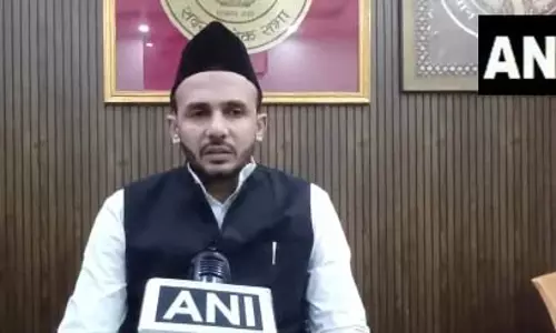 UP: मदरसा विवाद और मंदिर संदेश पर SP MP की प्रतिक्रिया