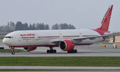 पक्षी से टकराने के बाद एयर इंडिया का विमान Nagpur लौटा, सभी यात्री सुरक्षित