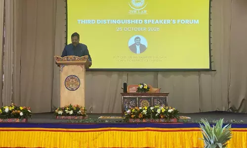 भूटान नरेश से मिले CJI गवई, विधि क्लर्क पदों की घोषणा भूटान नरेश से मिले CJI गवई, विधि क्लर्क पदों की घोषणा