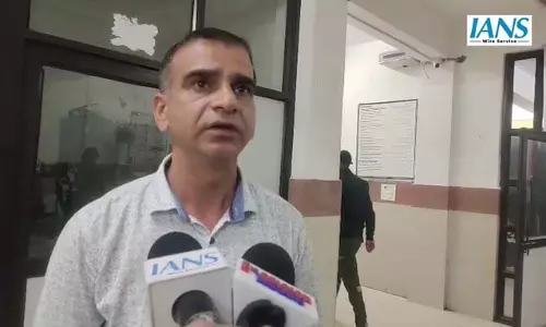 पूंछ में पुलिस वाहन पलटा, 4 अधिकारी घायल