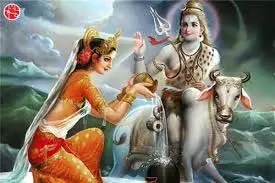 Som Pradosh Vrat 2025: नवंबर का पहला सोम प्रदोष व्रत कब? जानें शुभ मुहूर्त, पूजा विधि और महत्व Som Pradosh Vrat 2025: नवंबर का पहला सोम प्रदोष व्रत कब? जानें शुभ मुहूर्त, पूजा विधि और महत्व
