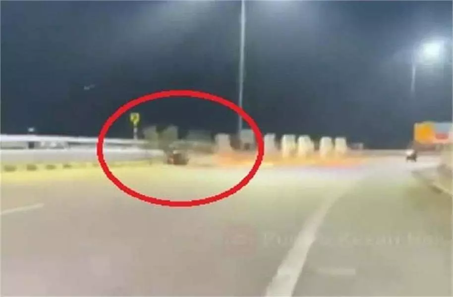 Himachal Pradesh: स्टंट करते समय बीटेक छात्र की मौत Himachal Pradesh: स्टंट करते समय बीटेक छात्र की मौत